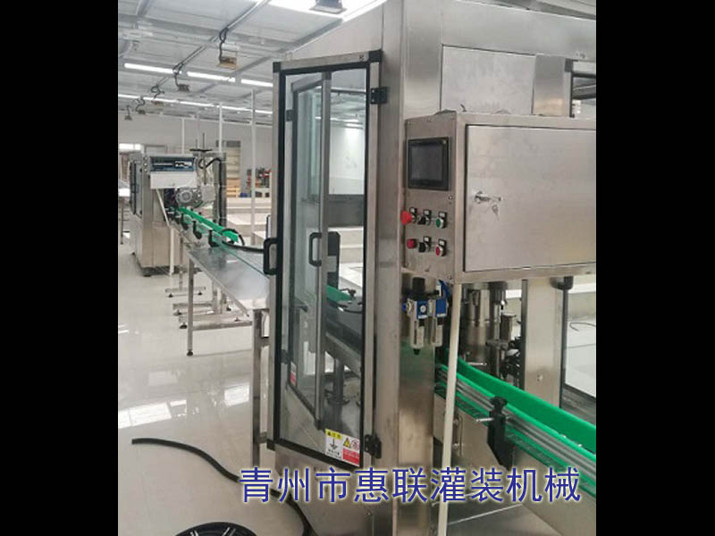 白酒灌装机 白酒灌装机